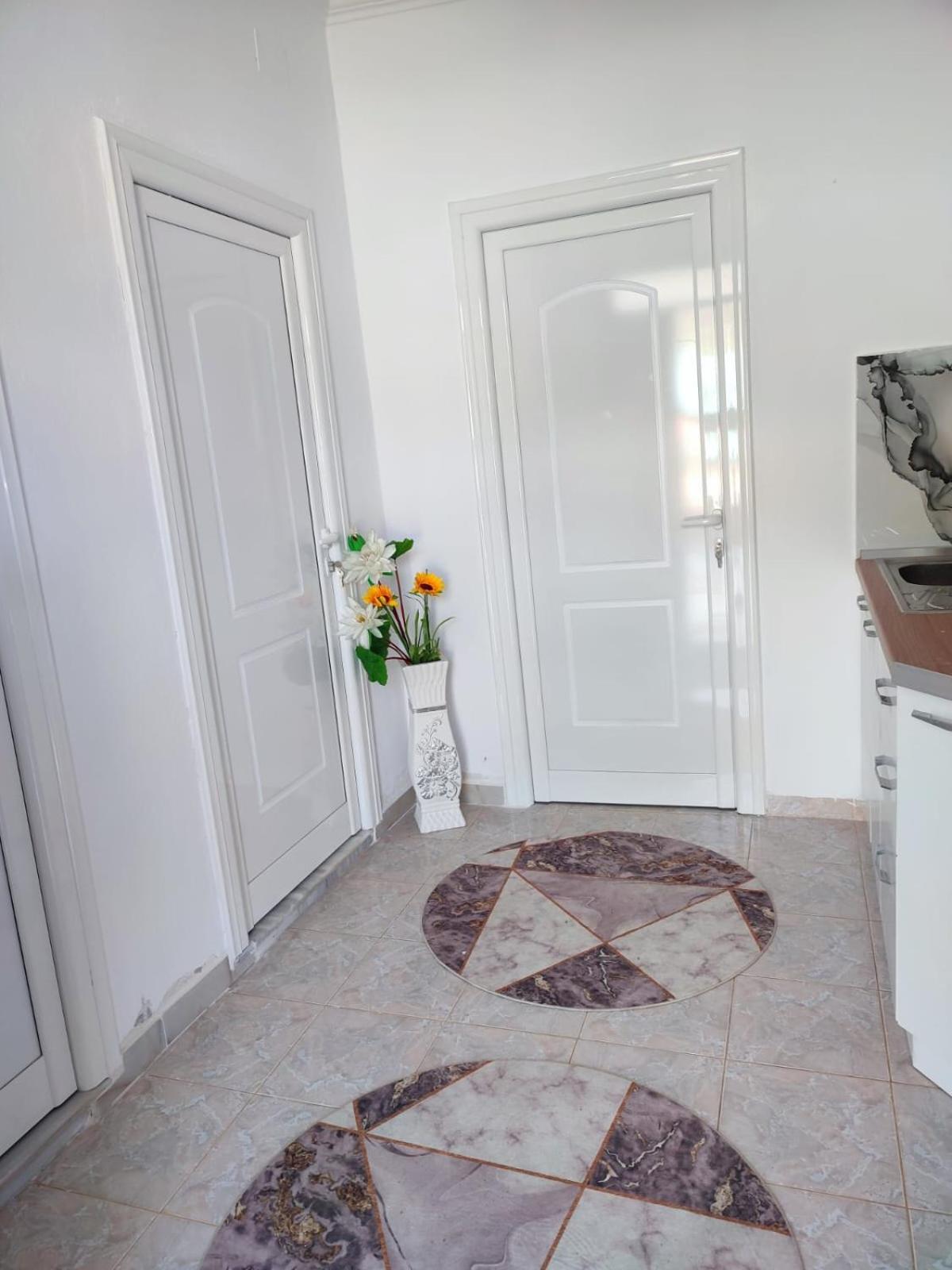Guest House Eloid Berat Dış mekan fotoğraf