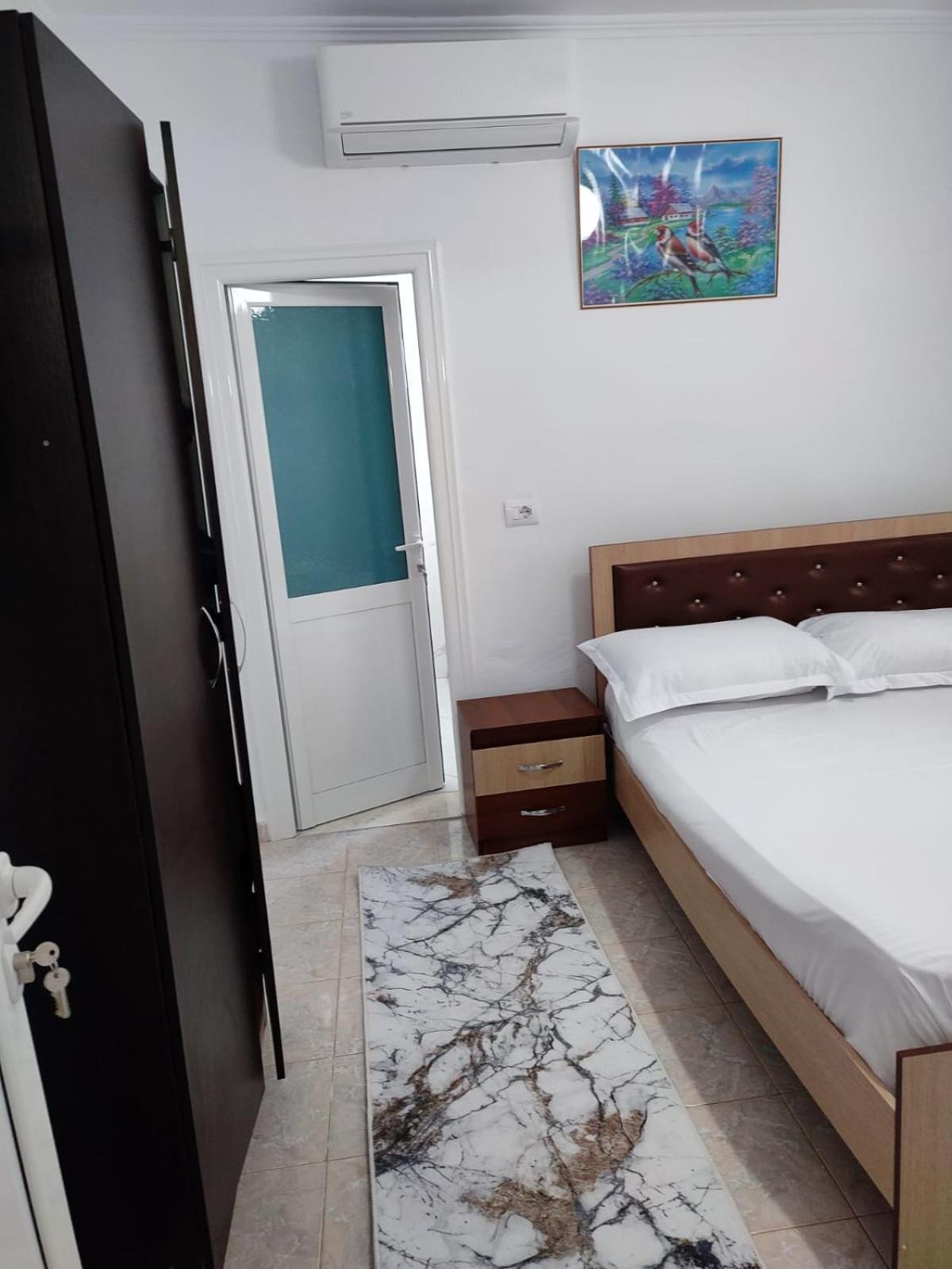 Guest House Eloid Berat Oda fotoğraf